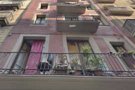 Продается здание доходный дом в центре Барселоны в Испании, Барселона и пригороды. Цена  в Барселона ()