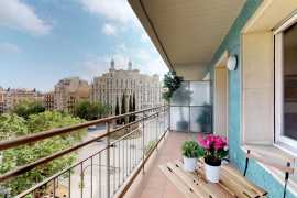 Большая квартира в центре Барселоны в Испании, Барселона и пригороды. Цена  в Барселона ()