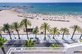 Продажа гостиницы 3 звезды на берегу моря в Испании в Испании, Коста-Дорада. Цена  в Салоу ()