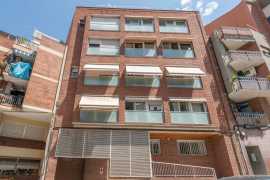 Недорогая квартира после ремонта в Барселоне в Испании, Барселона и пригороды. Цена  в Барселона ()